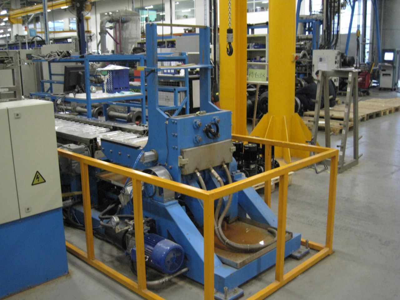 TP Pump turning machine